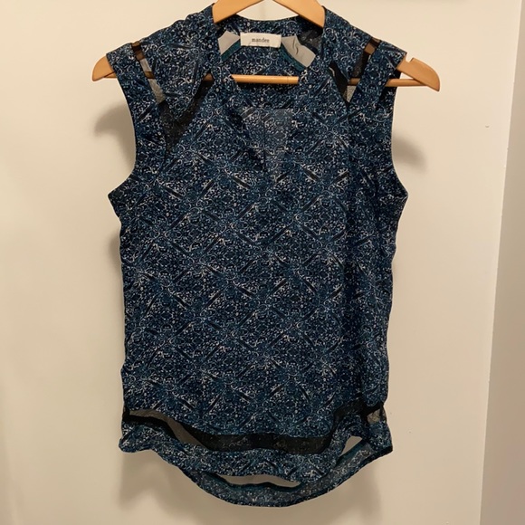 Printed sleeveless blouse - Picture 1 of 6